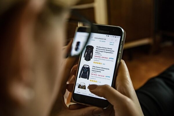 What Happens Behind the Scenes of Online Shopping